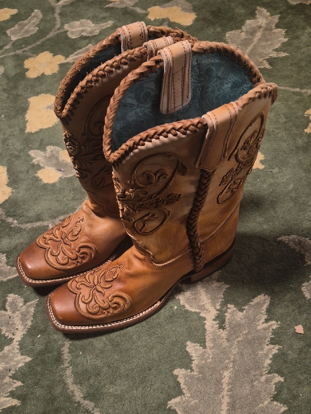 Braided Trim Tan Western Heeled Boots